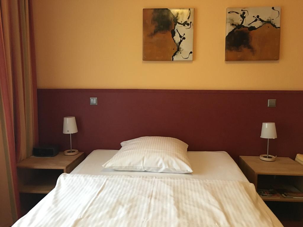 Essentis Ecohotel Βερολίνο Δωμάτιο φωτογραφία